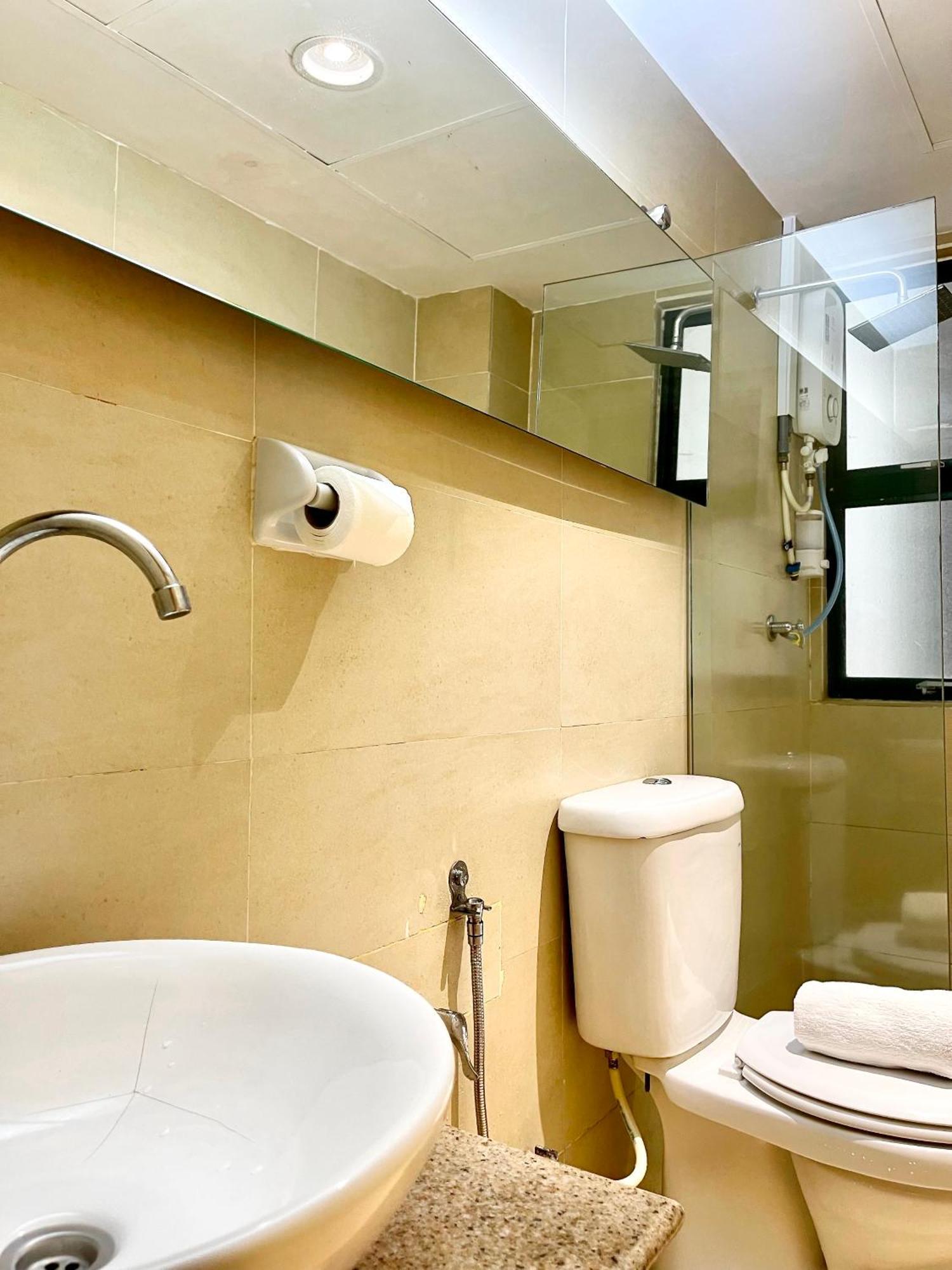 Hotel Villa Серембан  Экстерьер фото
