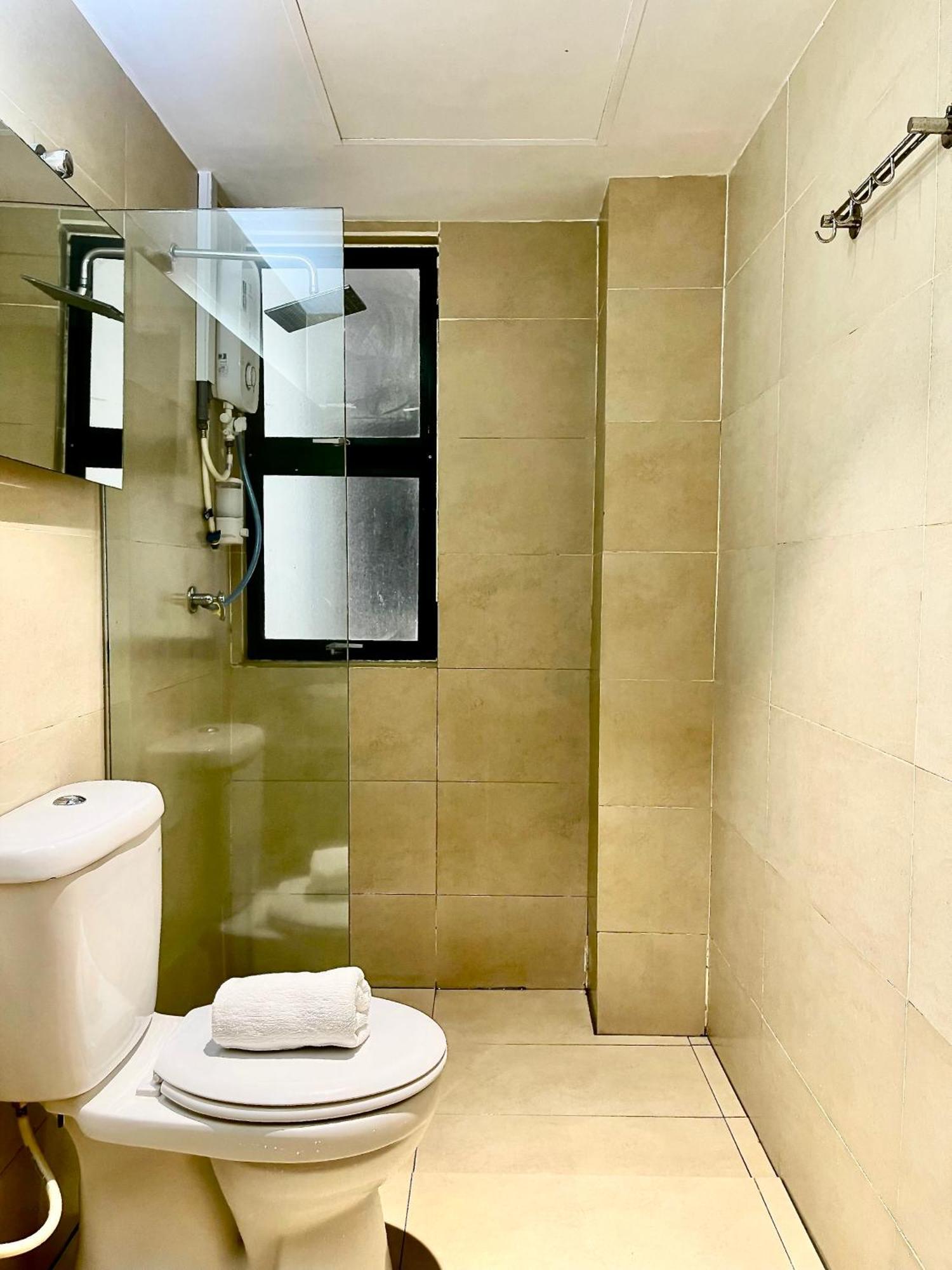 Hotel Villa Серембан  Экстерьер фото